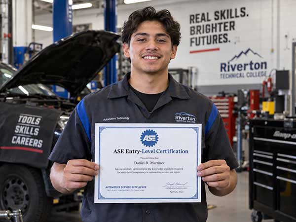 AST student who passed his ASE certification tests